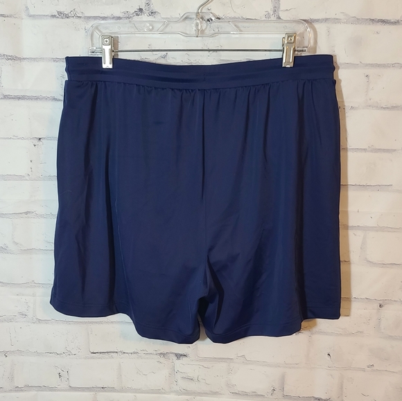 L.L. Bean Women's Lined Swim Shorts - Picture 4 of 6